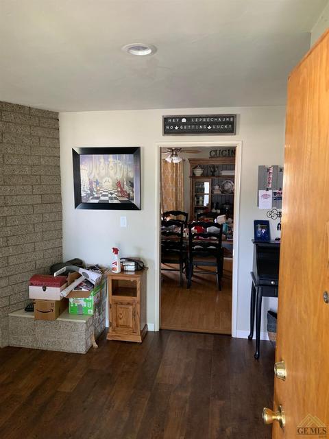 405 Maple St, Shafter, CA 93263 photo 4