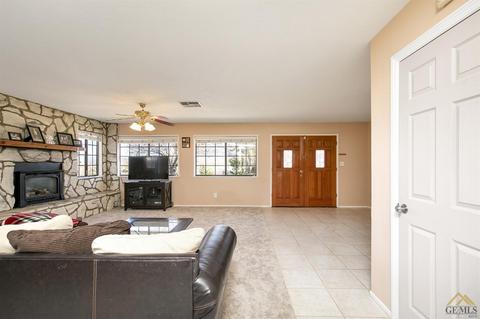 20108 Clubview Dr, Tehachapi, CA 93561 photo 11