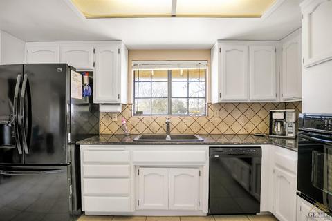 20108 Clubview Dr, Tehachapi, CA 93561 photo 16