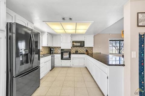 20108 Clubview Dr, Tehachapi, CA 93561 photo 14
