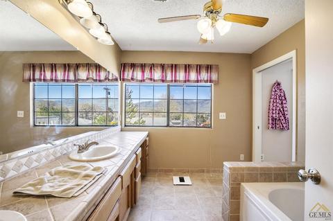 20108 Clubview Dr, Tehachapi, CA 93561 photo 29