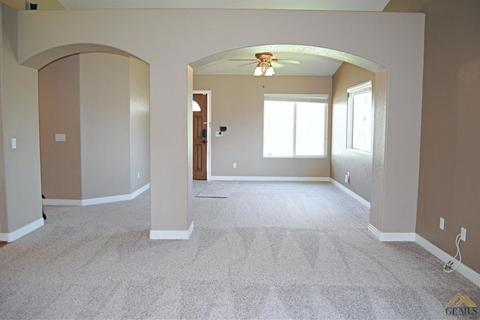 21811 Westwood Blvd, Tehachapi, CA 93561 photo 9