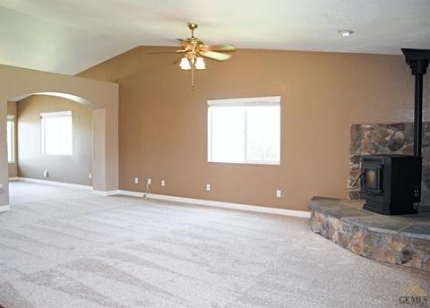 21811 Westwood Blvd, Tehachapi, CA 93561 photo 12