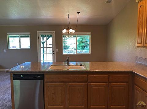 21811 Westwood Blvd, Tehachapi, CA 93561 photo 19