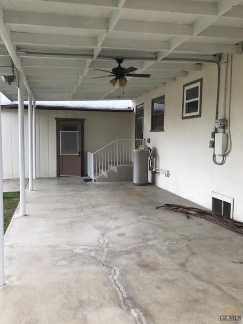 323 Easter St, Bakersfield, CA 93307 photo 21
