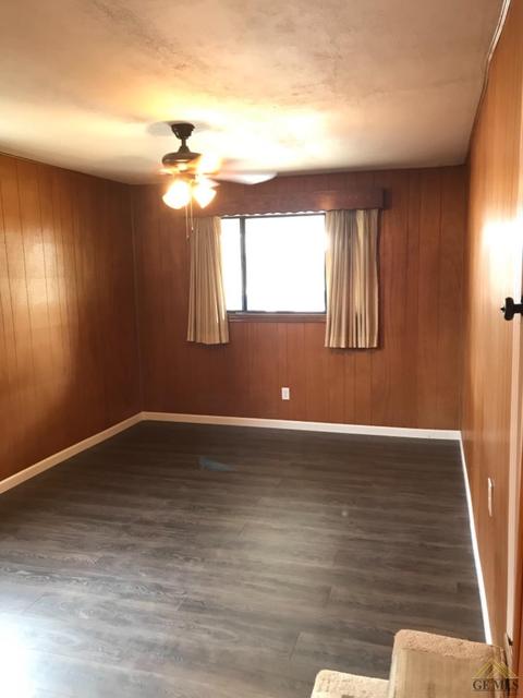 323 Easter St, Bakersfield, CA 93307 photo 17