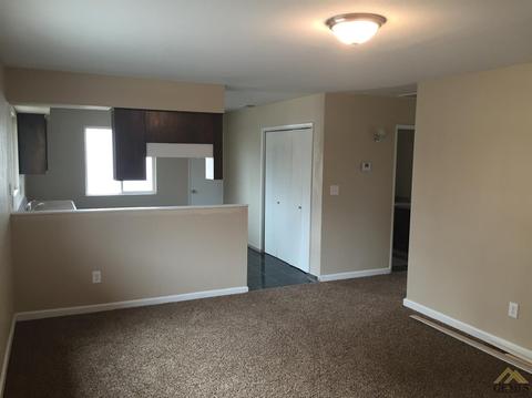 816 E 19th St, Bakersfield, CA 93305 photo 12