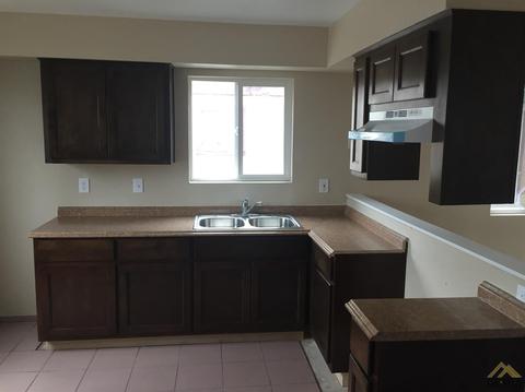 816 E 19th St, Bakersfield, CA 93305 photo 15