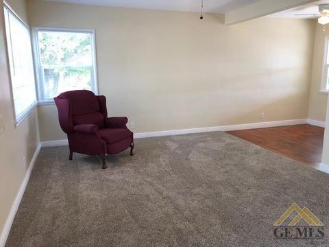 100 Franklin Ave, Taft, CA 93268 photo 6
