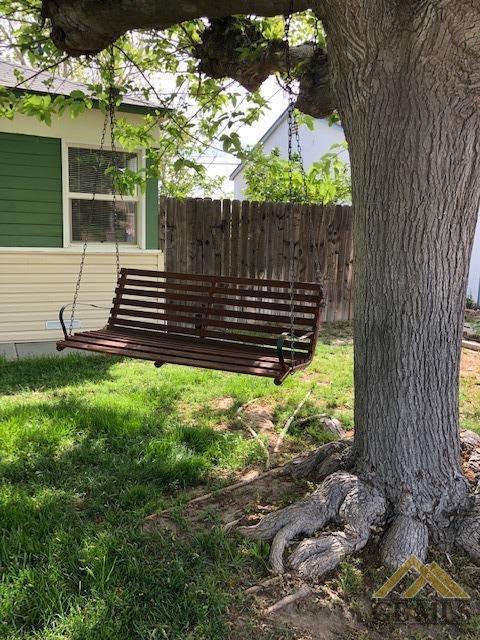 100 Franklin Ave, Taft, CA 93268 photo 3