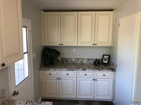 216 Madison St, Taft, CA 93268 photo 13