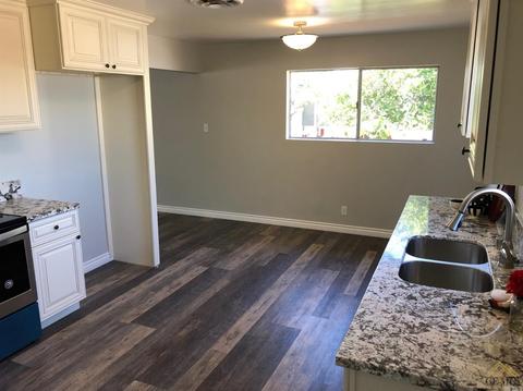 216 Madison St, Taft, CA 93268 photo 9