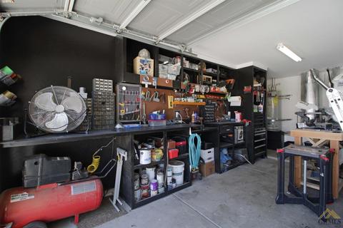 109 Brandon Ave, Taft, CA 93268 photo 32