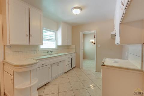 101 Franklin Ave, Taft, CA 93268 photo 12