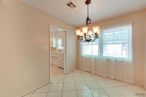 101 Franklin Ave, Taft, CA 93268 photo 9