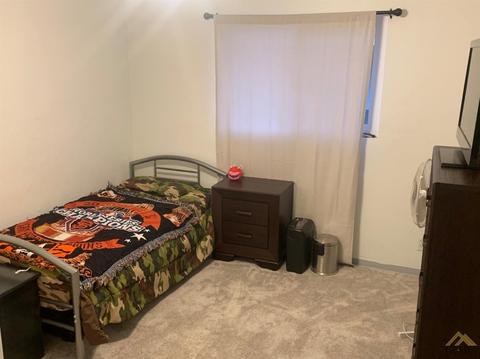 306 E Lucard St, Taft, CA 93268 photo 25