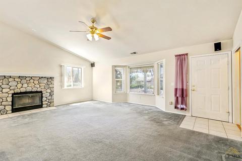 17921 Tanforan Dr, Tehachapi, CA 93561 photo 4