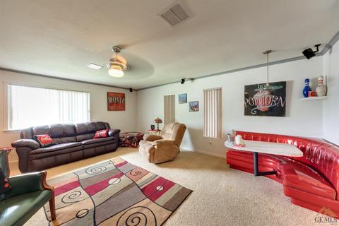 545 Willow St, Shafter, CA 93263 photo 16