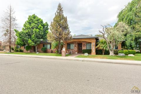 545 Willow St, Shafter, CA 93263 photo 2