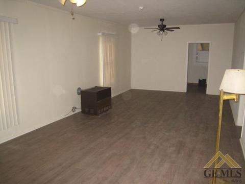 607 Taylor St, Taft, CA 93268 photo 5