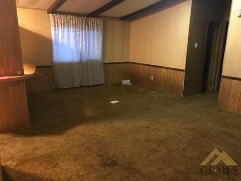 713 Pierce St, Taft, CA 93268 photo 5