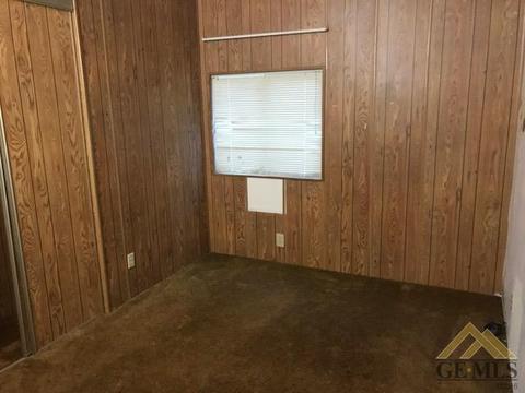 713 Pierce St, Taft, CA 93268 photo 6