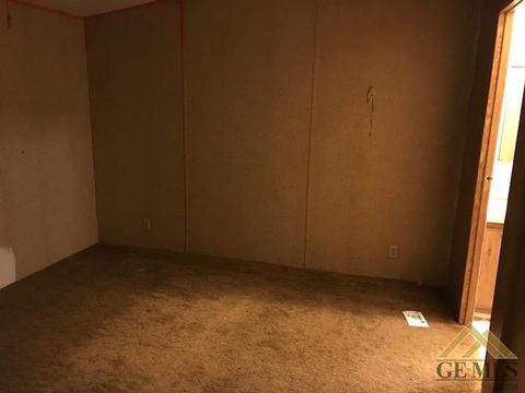 713 Pierce St, Taft, CA 93268 photo 7