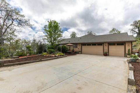 24600 Paramount Dr, Tehachapi, CA 93561 photo 5