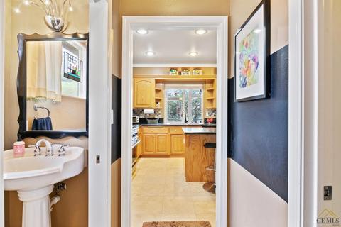 24600 Paramount Dr, Tehachapi, CA 93561 photo 36
