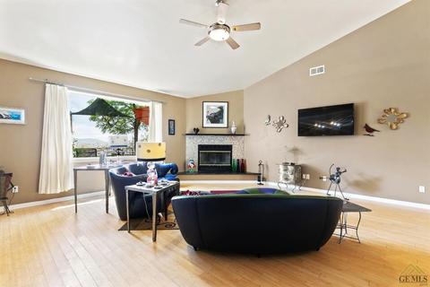 24600 Paramount Dr, Tehachapi, CA 93561 photo 38