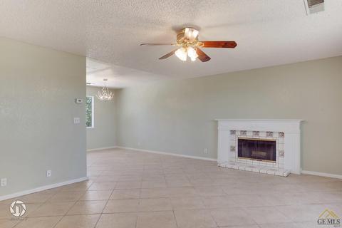 2041 5th Ave, Delano, CA 93215 photo 8