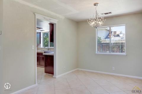 2041 5th Ave, Delano, CA 93215 photo 12