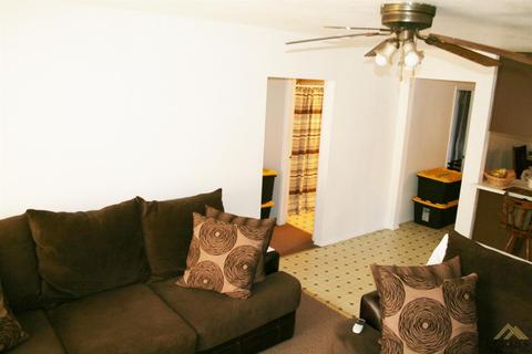 40661 Eddy Rd, Cutler, CA 93615 photo 4