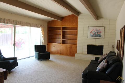 436 Plumtree Dr, Arvin, CA 93203 photo 4
