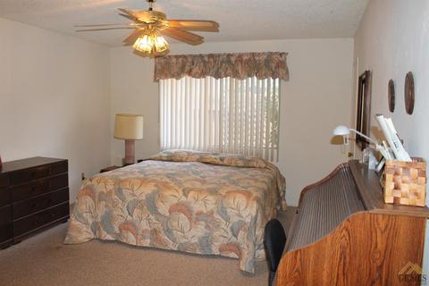 436 Plumtree Dr, Arvin, CA 93203 photo 9