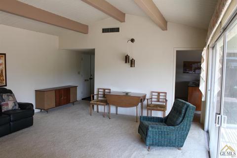 436 Plumtree Dr, Arvin, CA 93203 photo 6