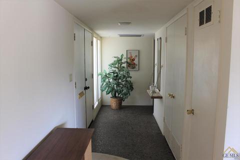 436 Plumtree Dr, Arvin, CA 93203 photo 8