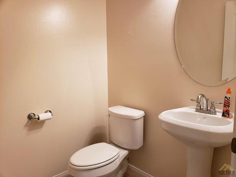 2920 Barrowby St, Bakersfield, CA 93311 photo 17