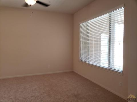 2920 Barrowby St, Bakersfield, CA 93311 photo 32