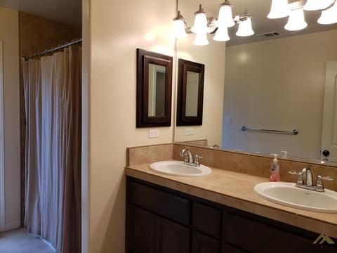 2920 Barrowby St, Bakersfield, CA 93311 photo 28