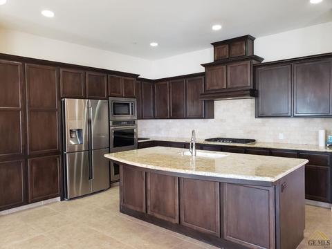 2920 Barrowby St, Bakersfield, CA 93311 photo 11