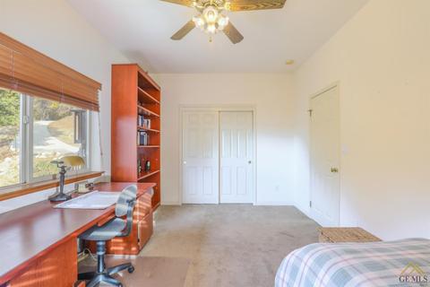 30440 Starland Dr, Tehachapi, CA 93561 photo 14