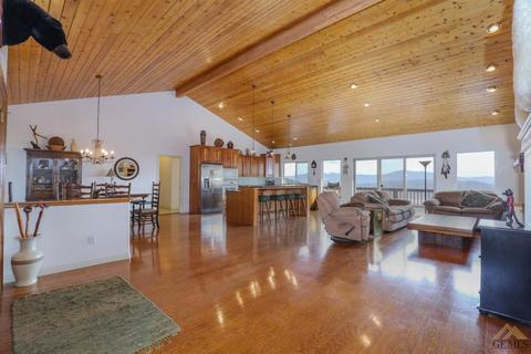 30440 Starland Dr, Tehachapi, CA 93561 photo 6