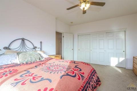 30440 Starland Dr, Tehachapi, CA 93561 photo 9
