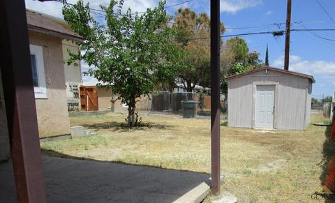 220 E St, Taft, CA 93268 photo 3