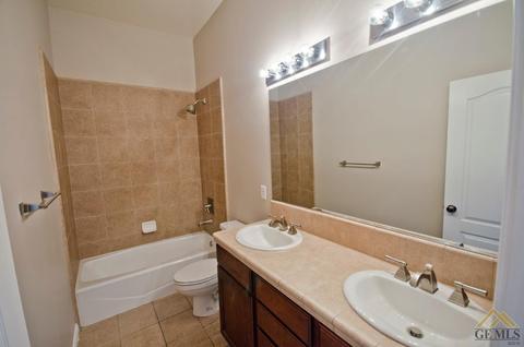 8902 Rockhampton Dr, Bakersfield, CA 93313 photo 14