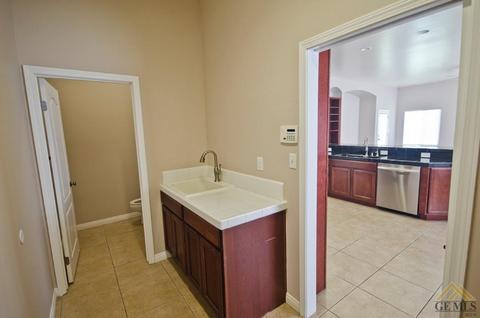 8902 Rockhampton Dr, Bakersfield, CA 93313 photo 28