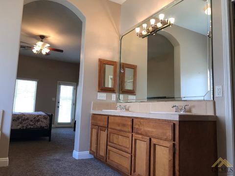 10114 Barnes Dr, Bakersfield, CA 93311 photo 21