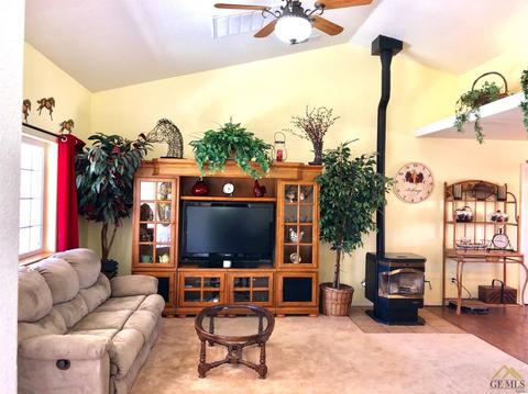 27951 Rustler Ave, Tehachapi, CA 93561 photo 4