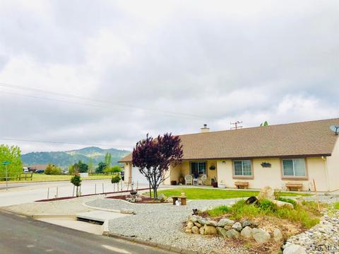 27951 Rustler Ave, Tehachapi, CA 93561 photo 2